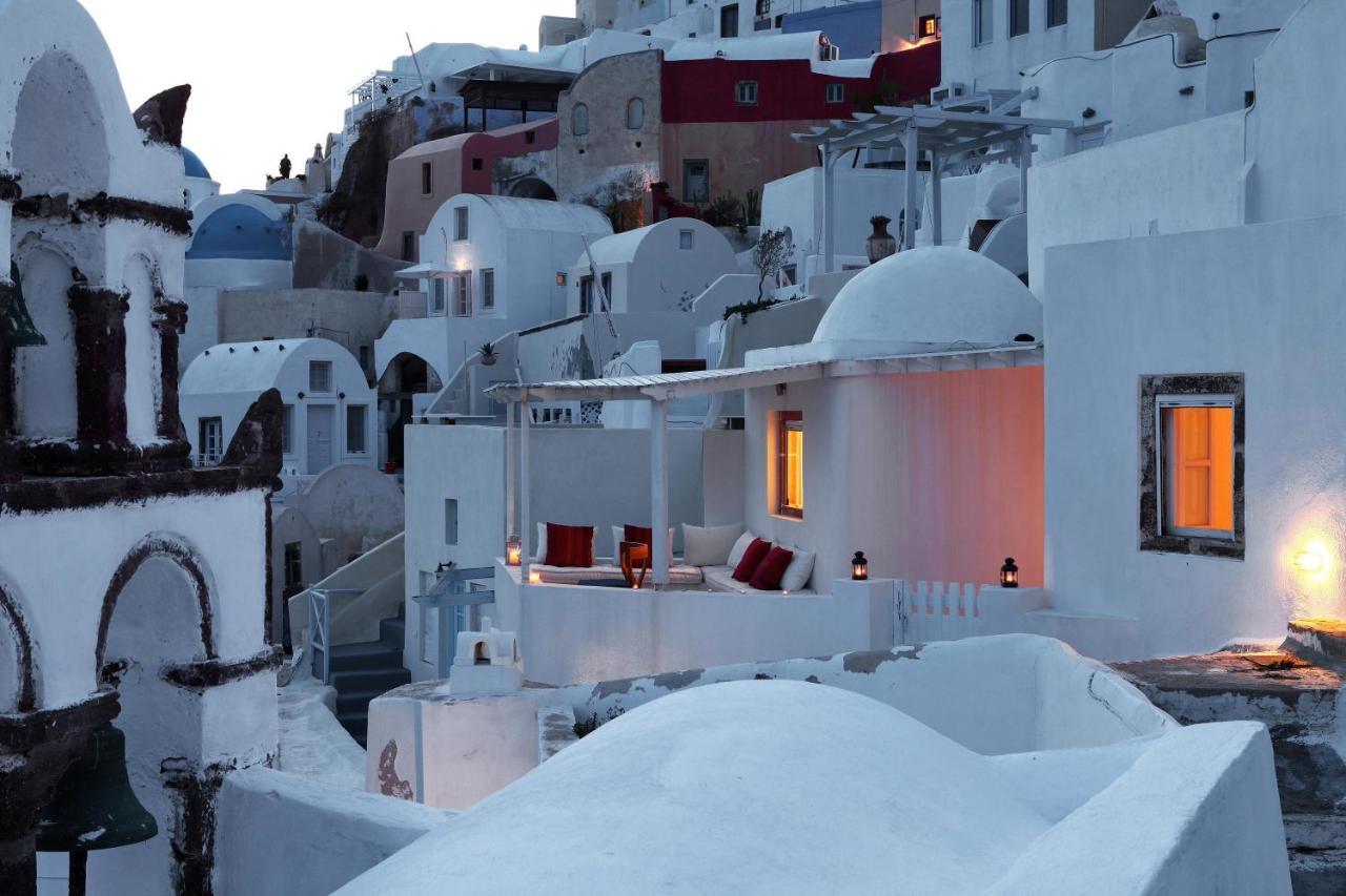 Menias Cave House Apartment Oia  Room photo